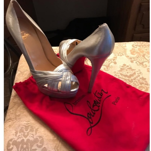 Pumps - Picture 2 of 2